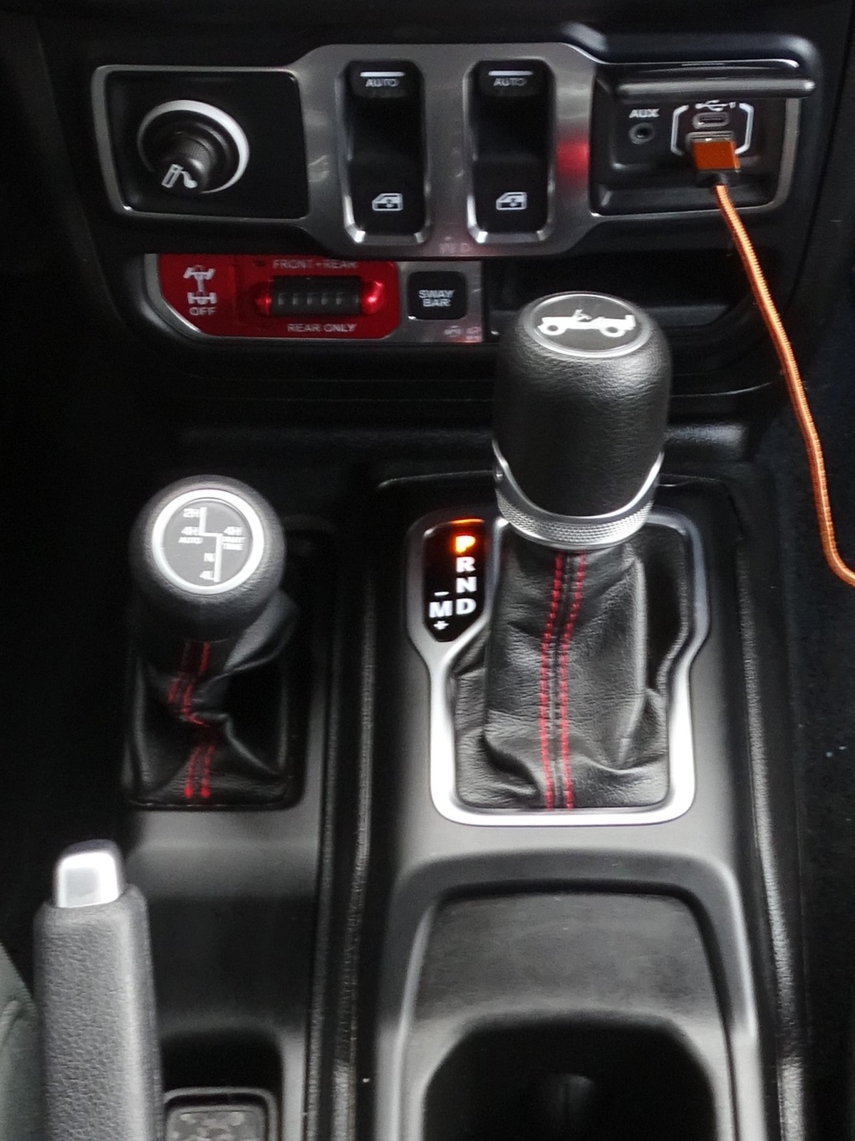 Jeep Wrangler 2.0 I T 272 Ch RUBICON AUTO 2P HARD TOP / CARPLAY / ROUES ORIGINE