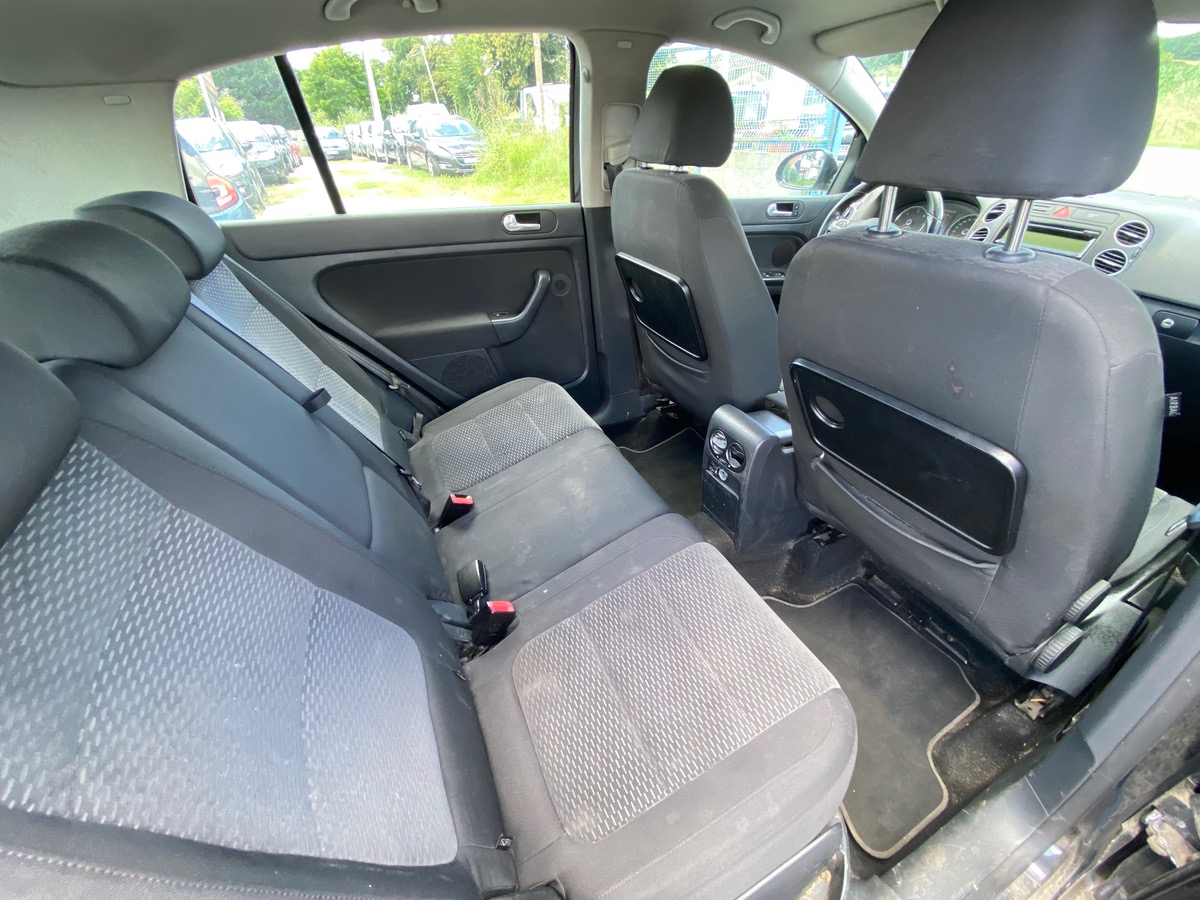 Volkswagen Golf 6 plus 2.0 tdi 110cv 307280km embrayage + volant moteur neuf