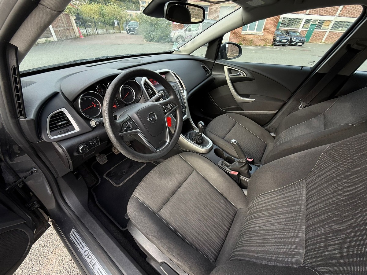 Opel Astra 1.4 100CH ENJOY / REVISEE / GARANTIE