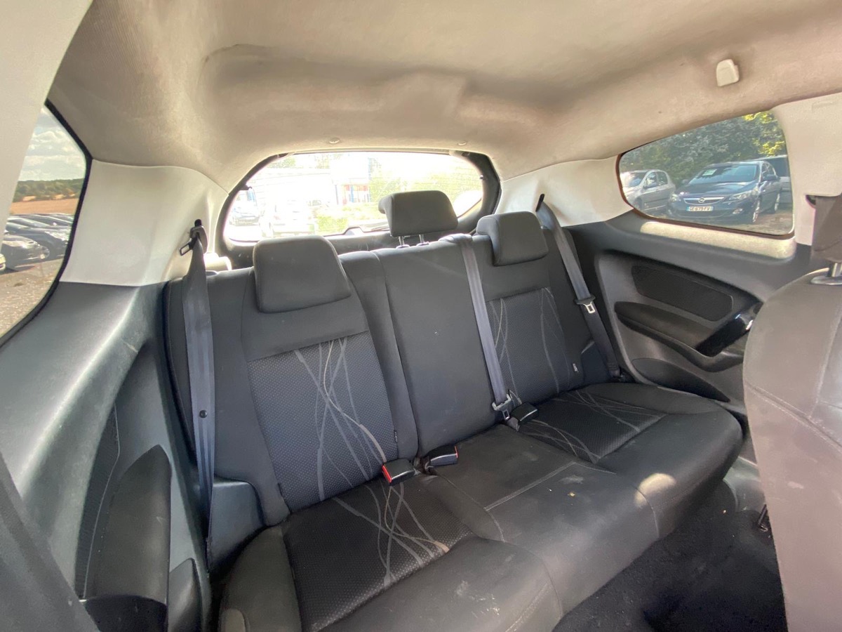 Peugeot 208 1.4 hdi 70cv