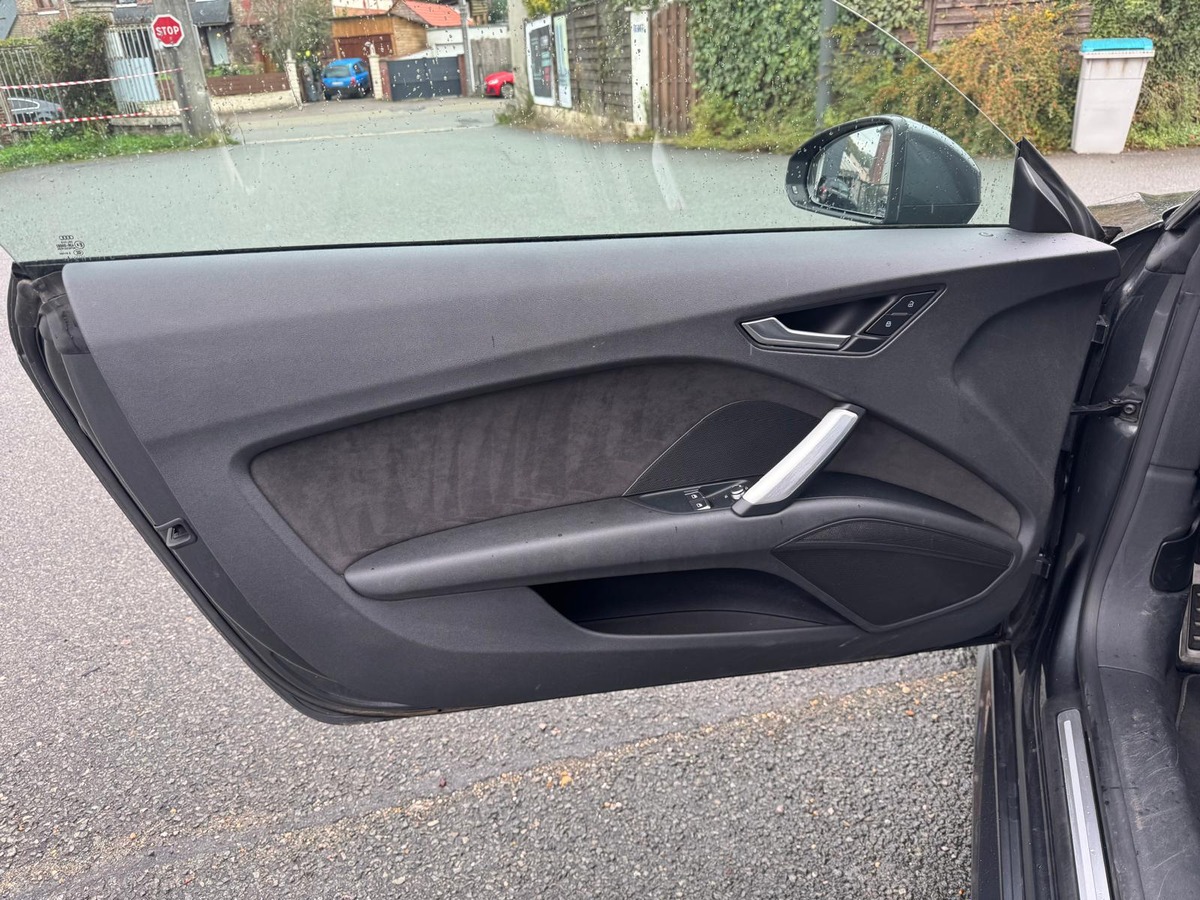 Audi TT MK3 230CV 2.0 TFSI Quattro - Française - S-Tronic - S-Line