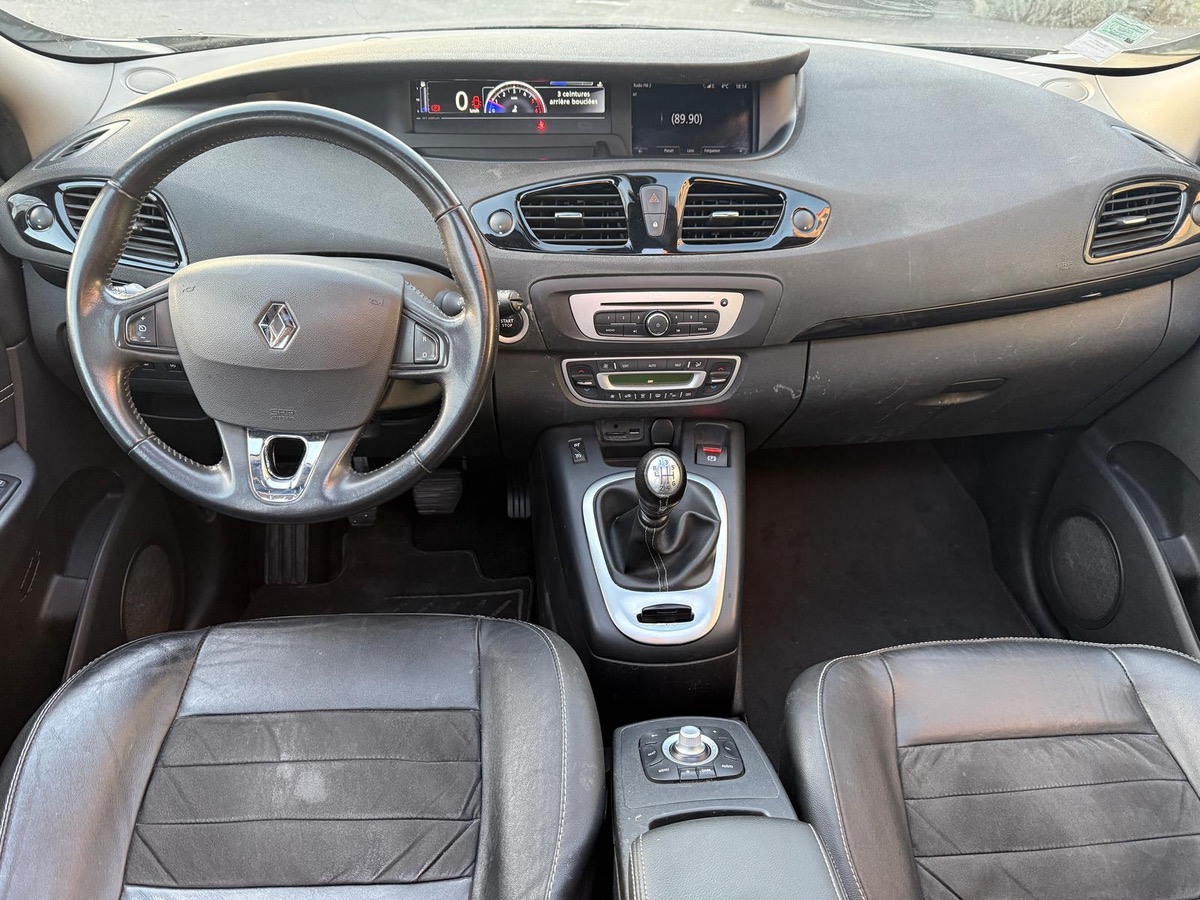 RENAULT Scenic 1.6 DCI 130 CV SL LOUNGE 1er main en 4XCB