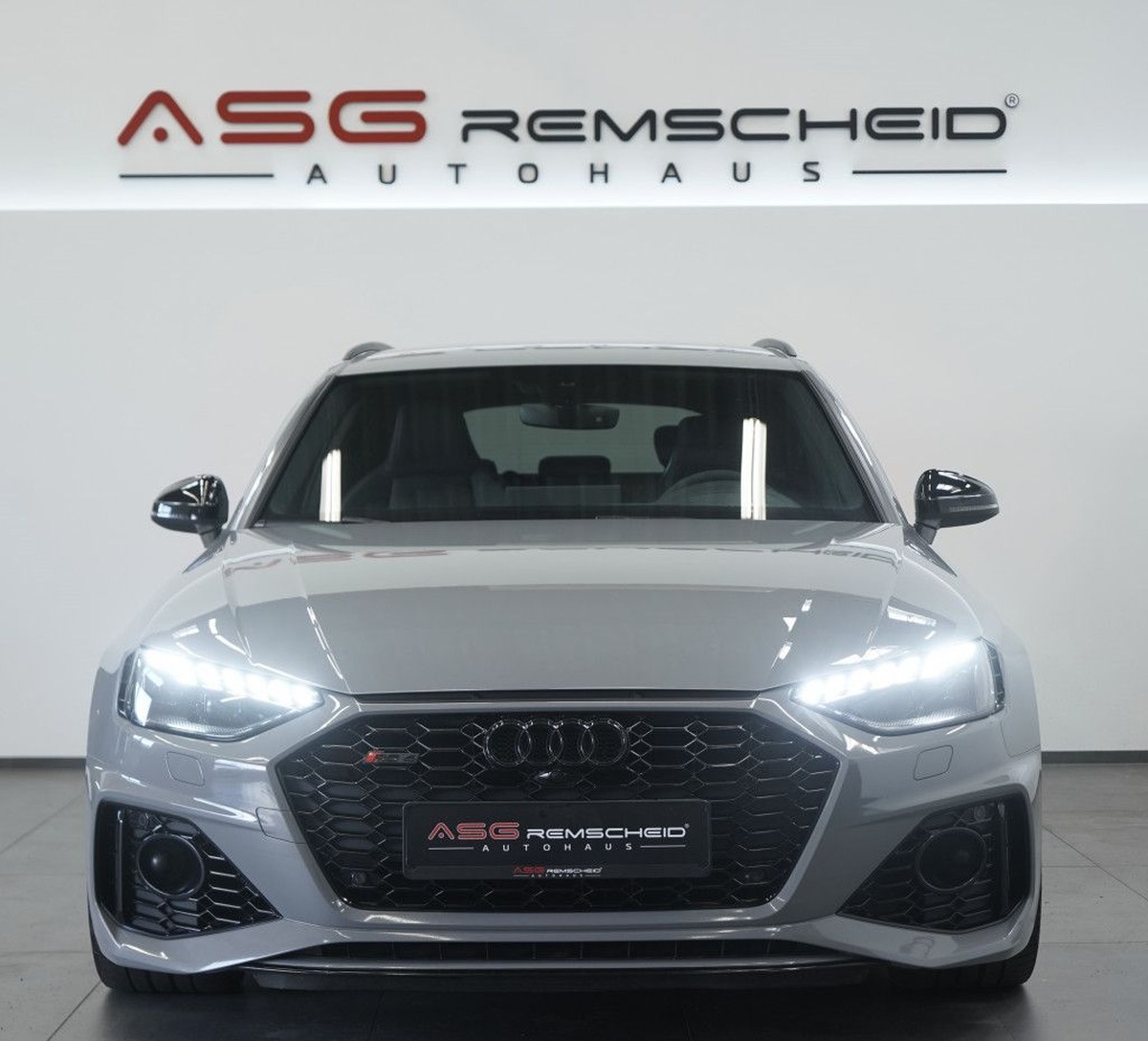Audi RS4 Avant V 2.9 V6 TFSI 450ch quattro tiptronic 8/Gris Nardo/B&O/VO Allemand/Malus 12400e