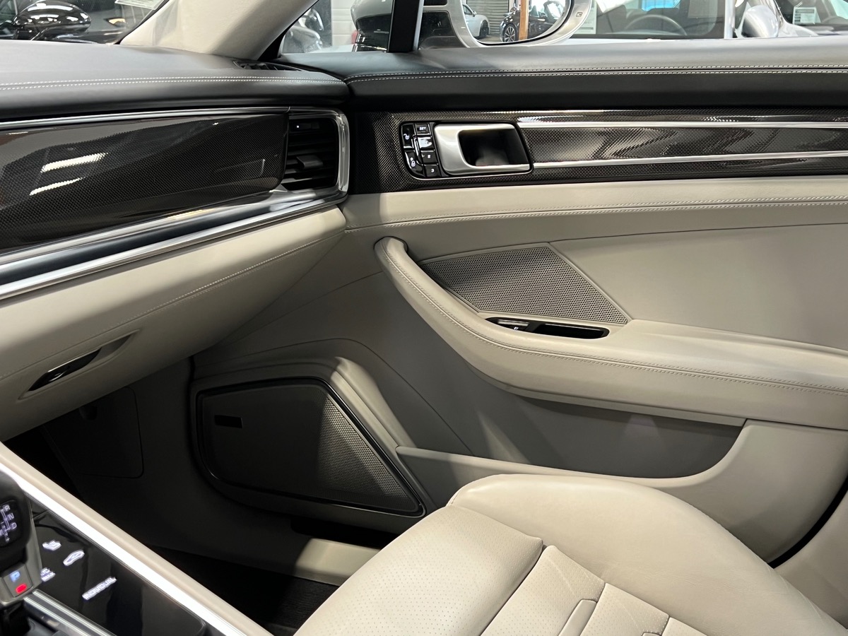 Porsche Panamera SPORT TURISMO HYBRID 462CV fr - 40.000 EUROS OPTIONS - CARBONE  PDLS+