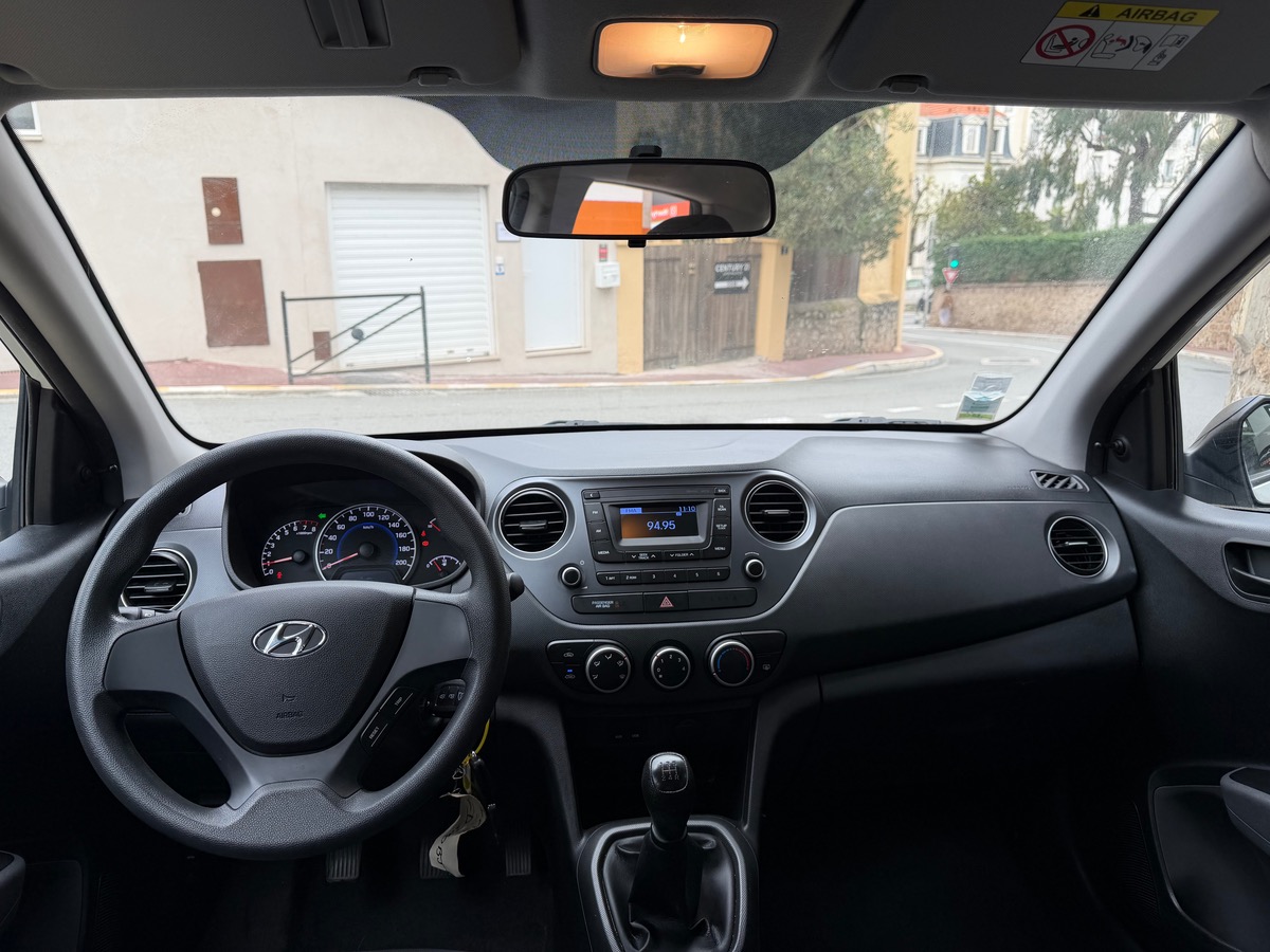 Hyundai i10 1.0 67 CV / 5 Portes / Phase 2 / Moteur à Chaine