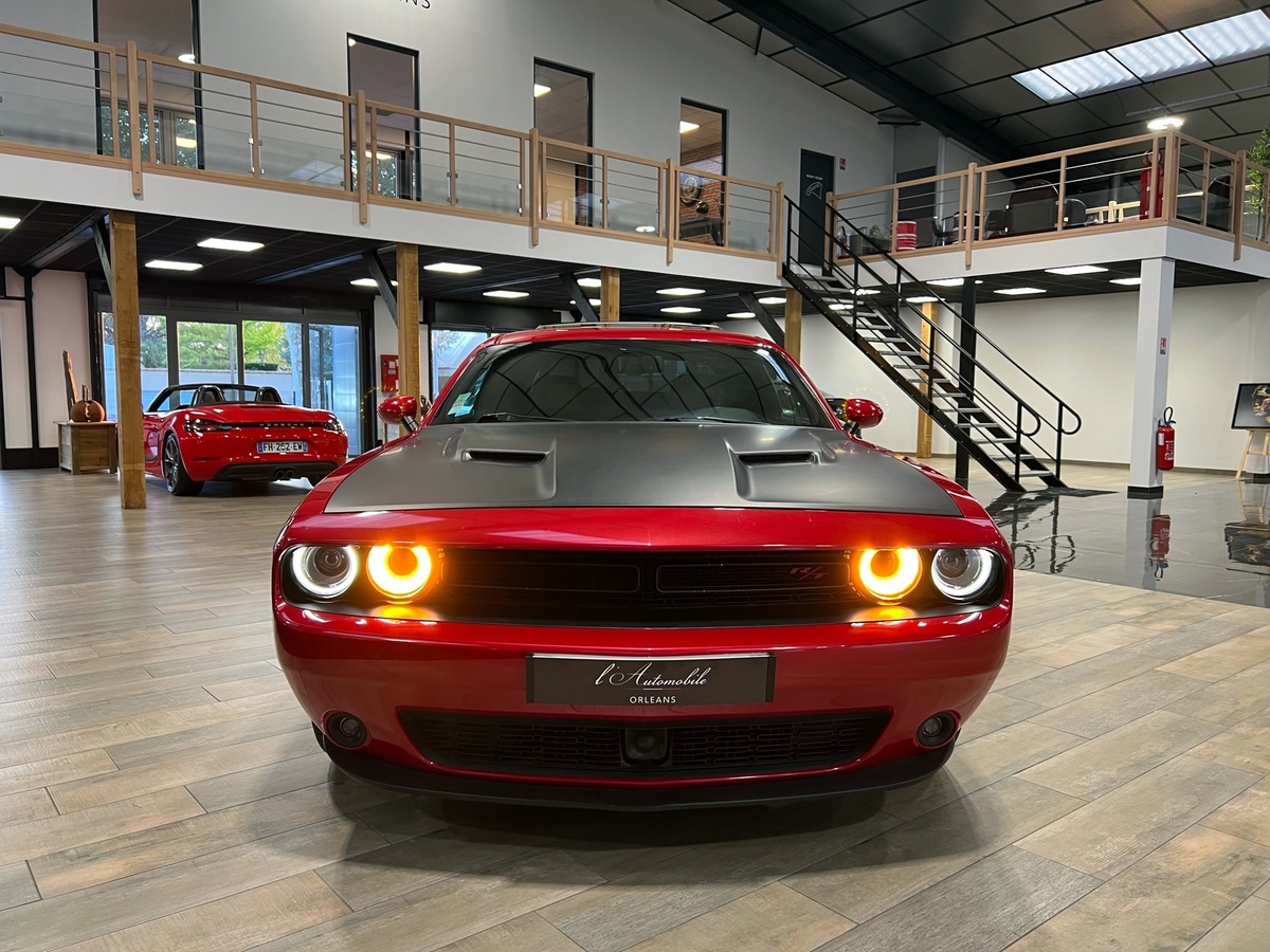 Dodge Challenger V8 HEMI 5.7 371  R/T PLUS TO