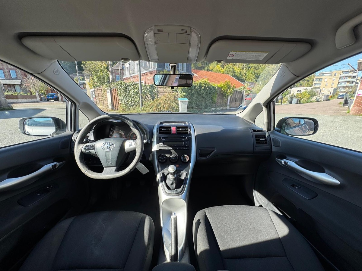 Toyota Auris 1.3 100cv Active - Garantie