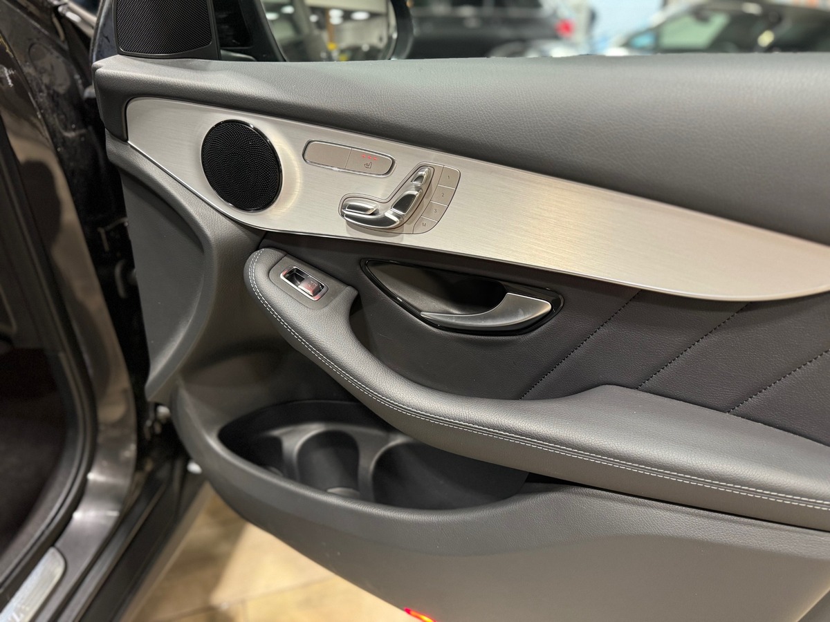 Mercedes-Benz Classe GLC 300 E AMG LINE 4MATIC 211+122ch 1ere main Fr p