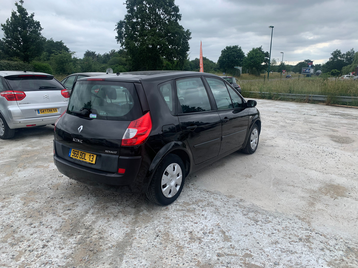 RENAULT Megane scenic 1.6i 16v 92059km