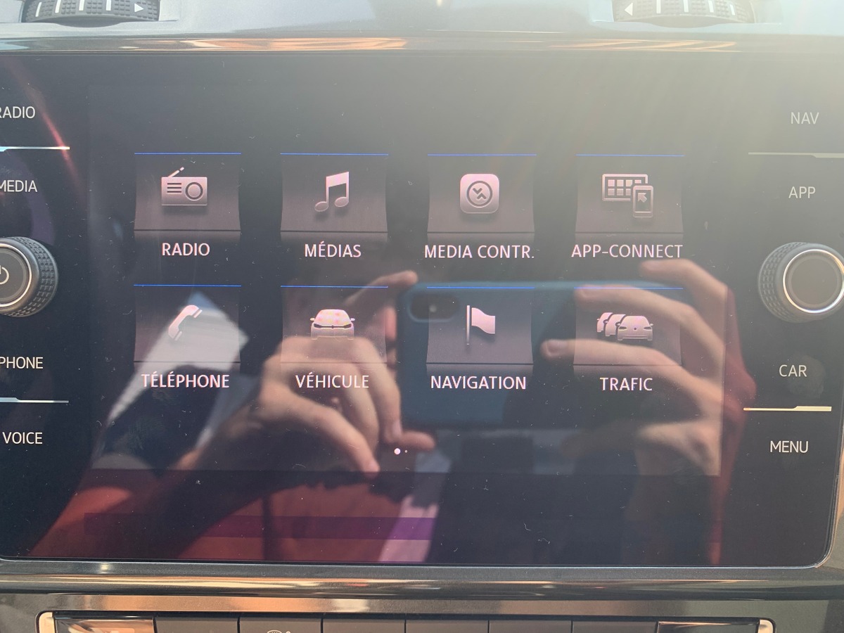 Volkswagen GOLF 7 115 ch | Confortline business | Régulateur adaptatif | Apple car play Android auto