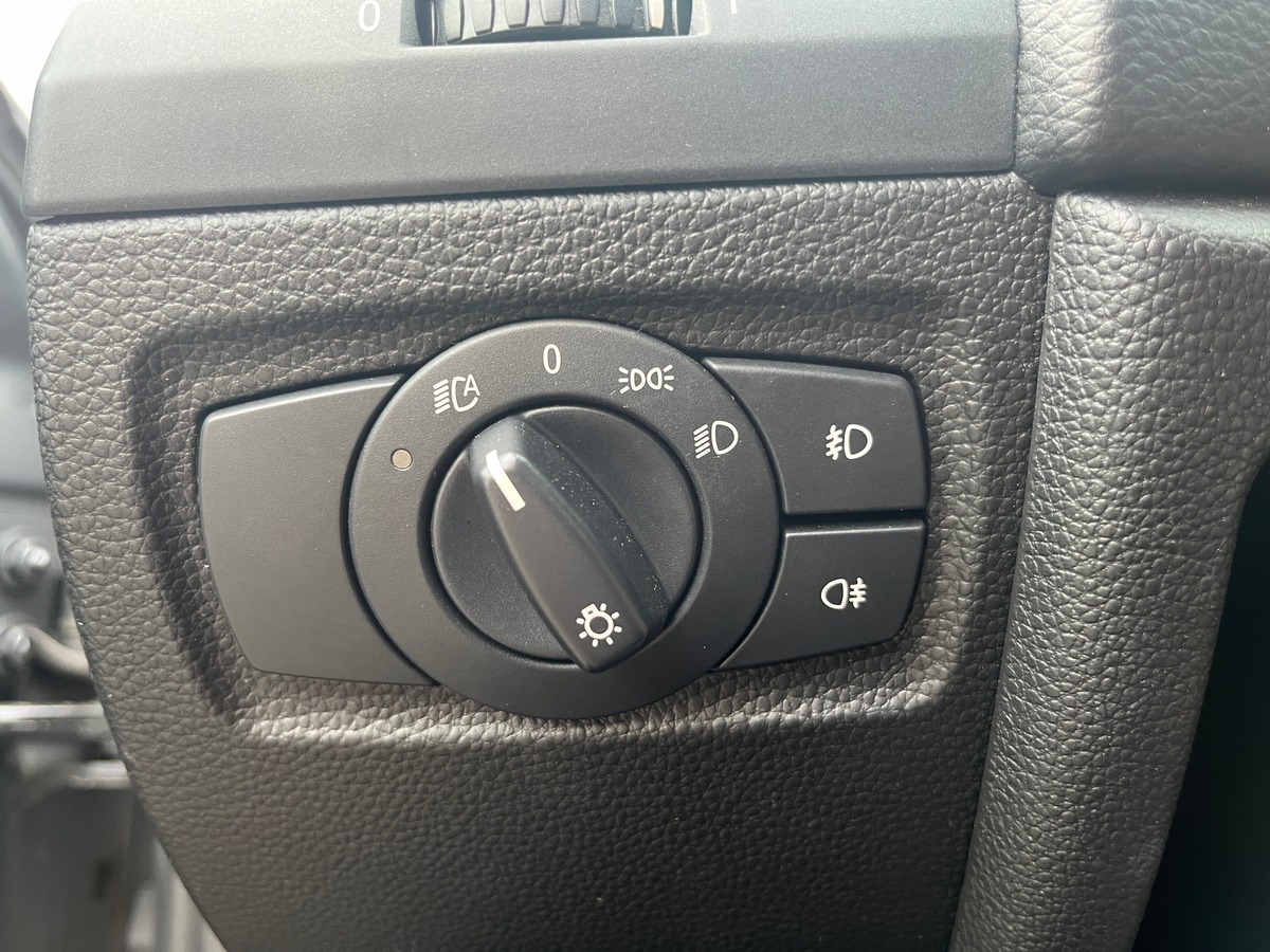 Bmw 116 I 122ch, SIEGES CHAUFFANT