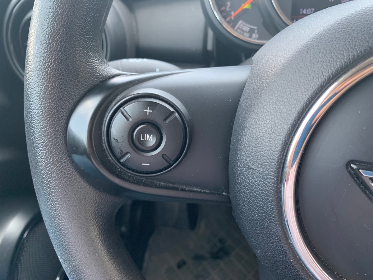 Mini Mini 102 chevaux | One | Apple car Play | GPS | Climatisation | Siéges chauffants | Jantes alu