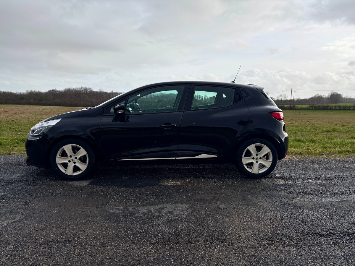 RENAULT Clio iv - 5cv - CHAINE DISTRIBUTION