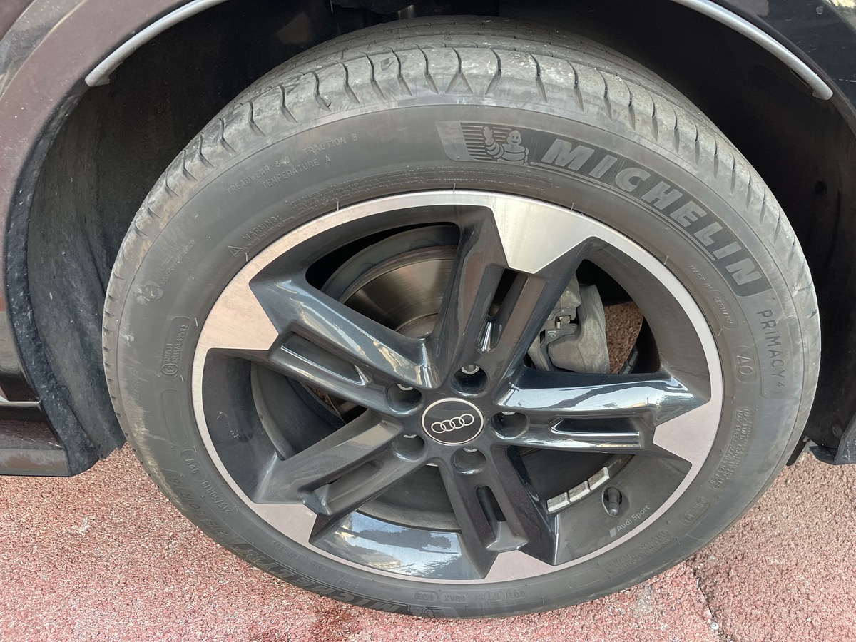 Audi Q2 35 TFSI 150 cv / Toit Ouvrant / Virtual Cockpit / Pack Black /