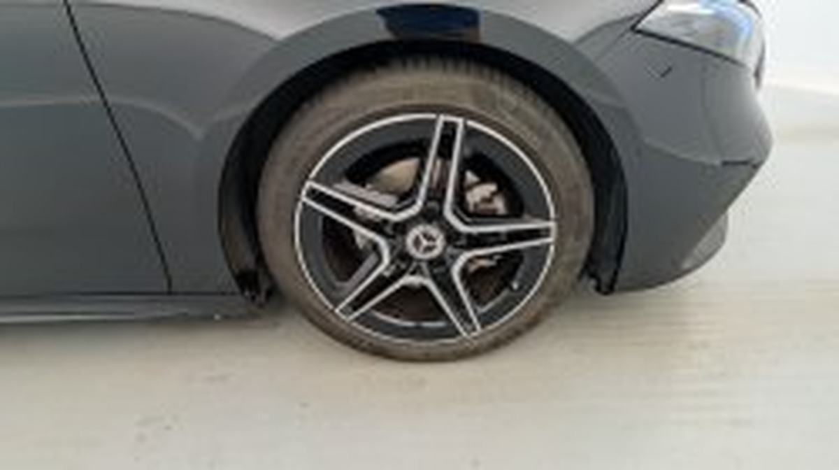 Mercedes-Benz Classe A 200 7G-DCT AMG LINE