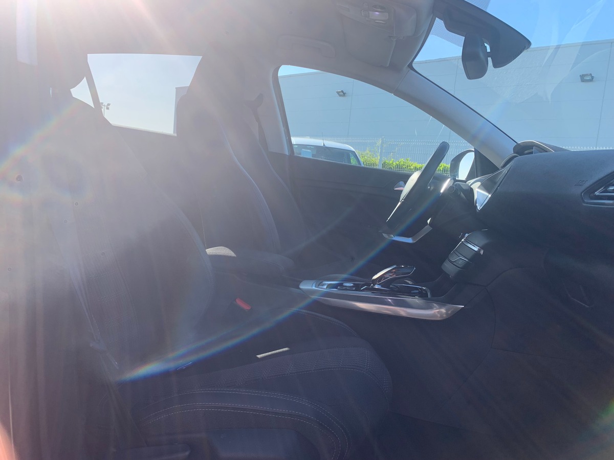 Peugeot 308 130 ch | Allure | Premiére Main | Caméra de recul | Radar avant | Régulateur de vitesse