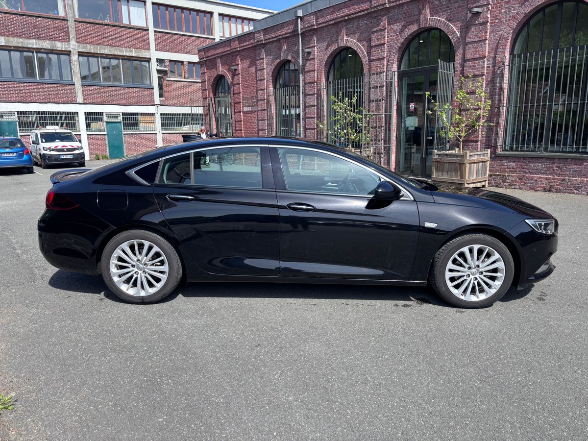 Opel Insigna Grand Sport 1.5 TURBO 165 INNOVATION - APPLE CARPLAY