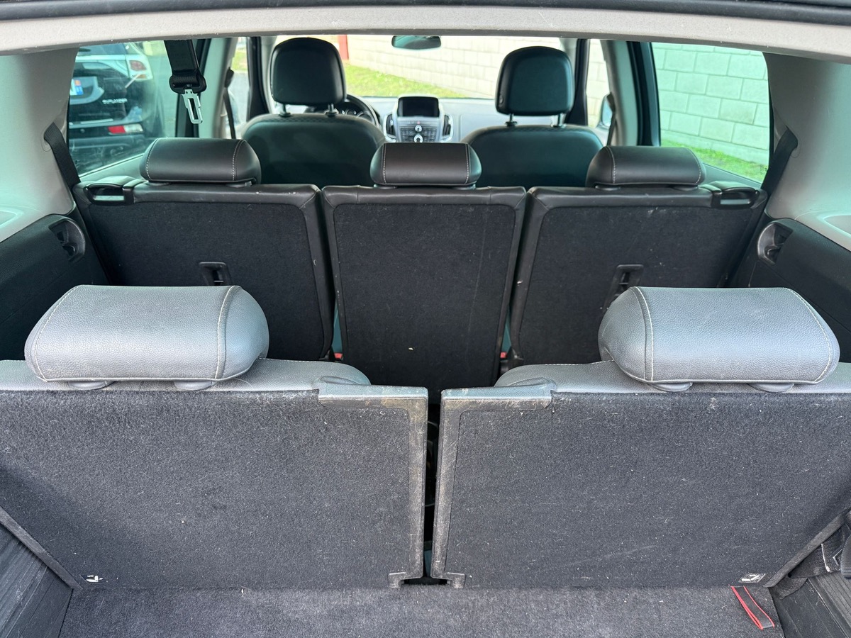 Opel Zafira Tourer 1.6 CDTI 136 CV COSMOS 7 plases