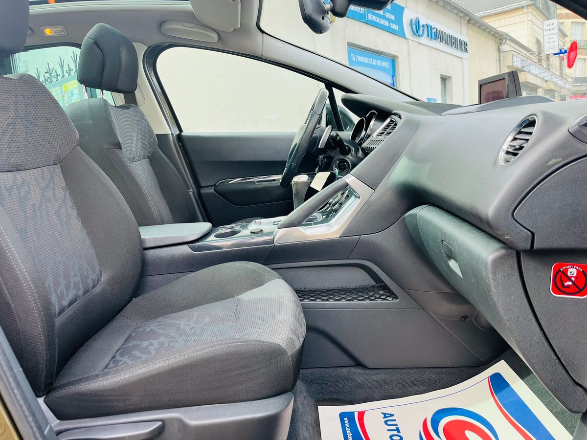Peugeot 3008 Premium Pack - 1.6 Hdi 110cv BVA6  - 1ère Main - 4xCb - Reprise Possible