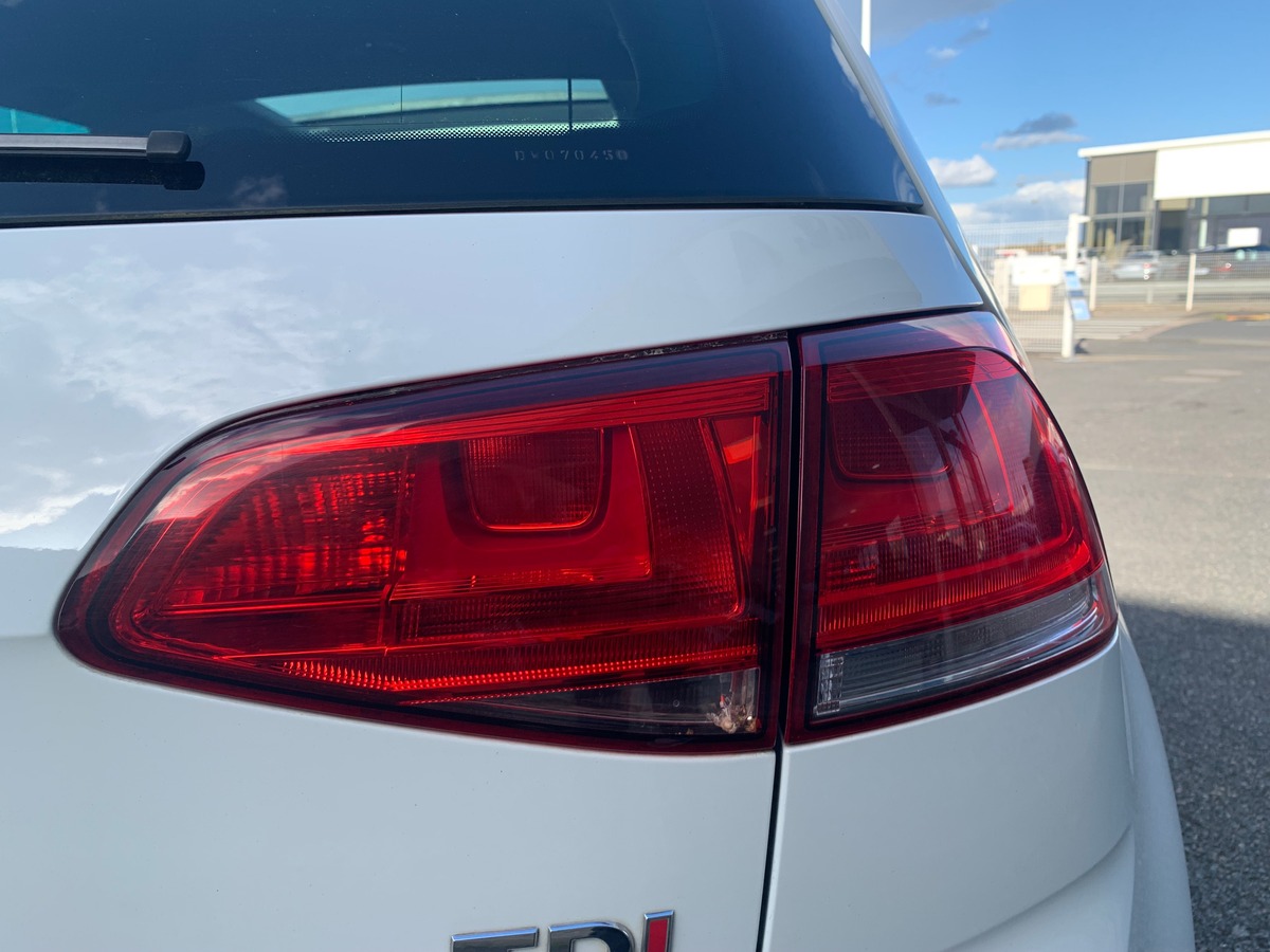 Volkswagen GOLF 7 105 ch | Confortline | Toit ouvrant | Régulateur de vitesse | Radar avant et arriére