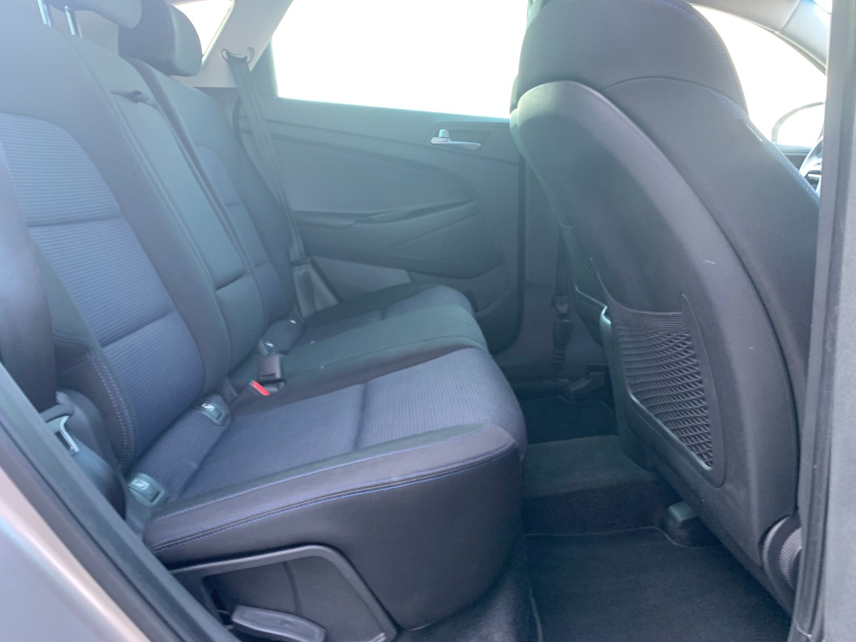 Hyundai Tucson 115 | Intuitive | 1.7 CRDI | 2WD | Régulateur vitesse | GPS | Attelage | Caméra recul