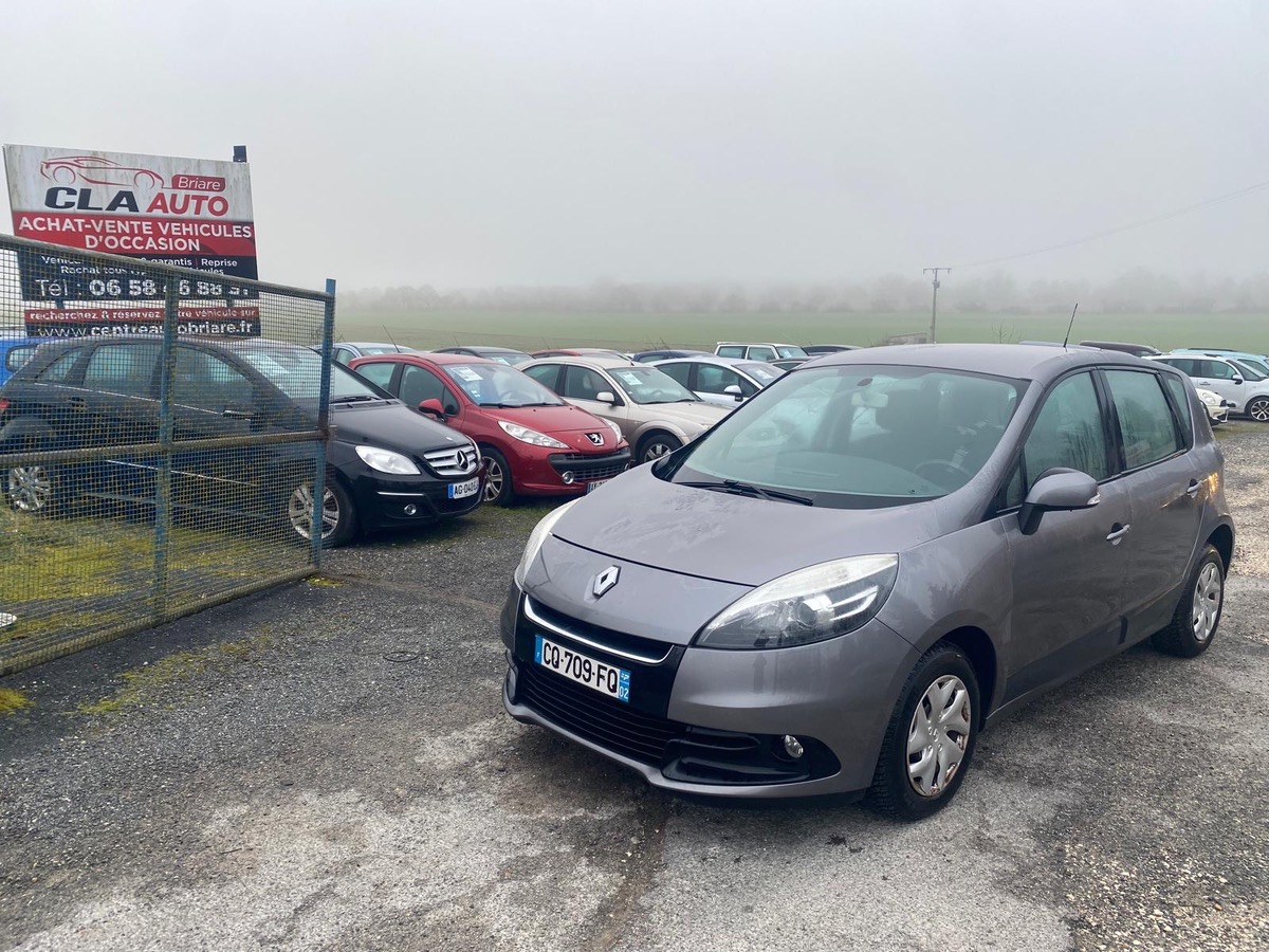 RENAULT Scenic III 1.5 dci 110cv 1ère main