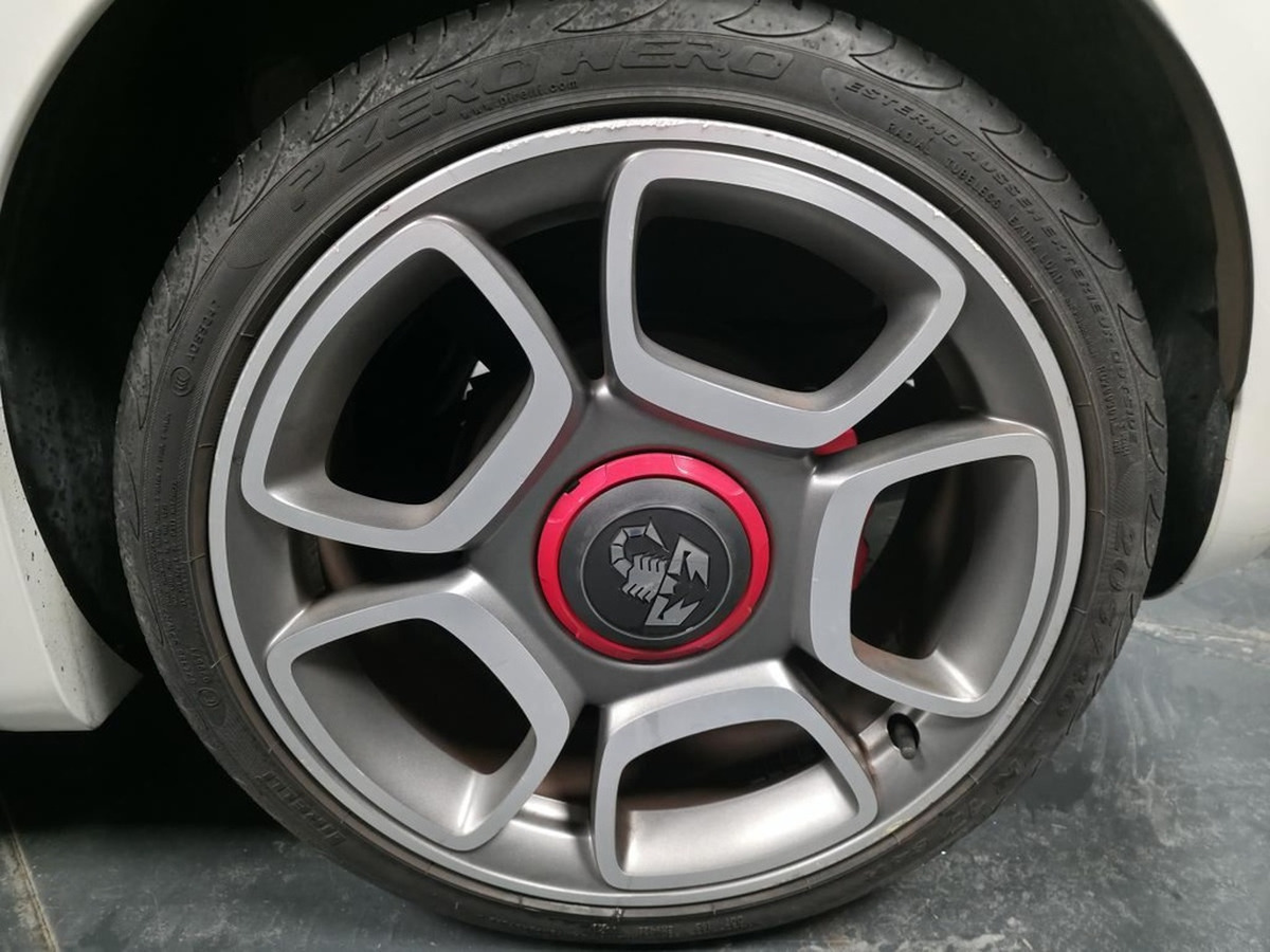 Abarth 500 1.4i 165 Abarth 595C Turismo | Ecran couleur | Mode Sport | Jantes en alliage 17"