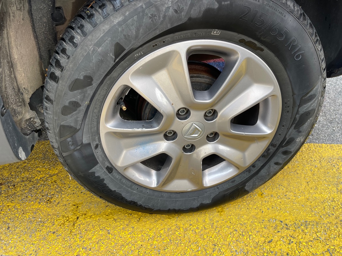 Dacia Duster 1.2 Tce 125 CV 4x2 / KM Réel / GPS / Jantes / Radar /Barre de Toit