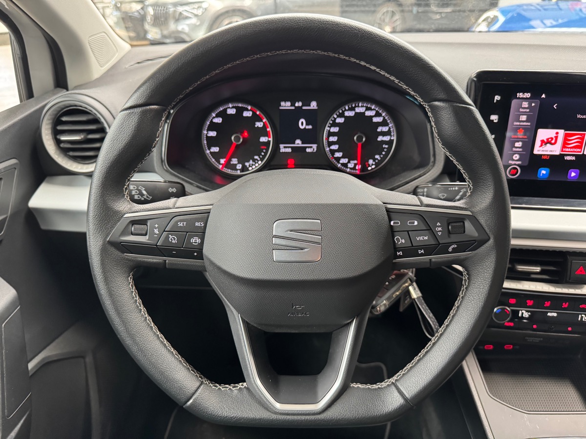 Seat Ibiza 1.0 ECOTSI 95CV URBAN 1ERE MAIN/CARPLAY F