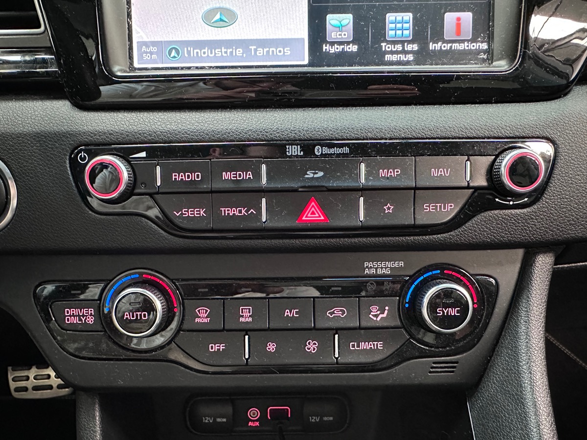 Kia Niro 1.6 GDI HYBRIDE 141 PREMIUM DCT6  Entretien complet KIA / Garantie KIA jusqu'en Juin 2026