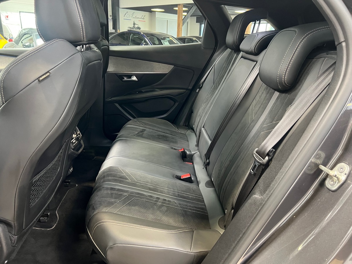 Peugeot 3008 II (2) GT 1.5 BLUEHDI 130 cv EAT8 S&S /TOIT PANORAMIQUE/CARPLAY/