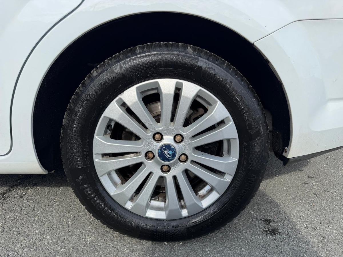 Ford Mondeo 2.0 TDCI 140cv Finition Ghia - Garantie