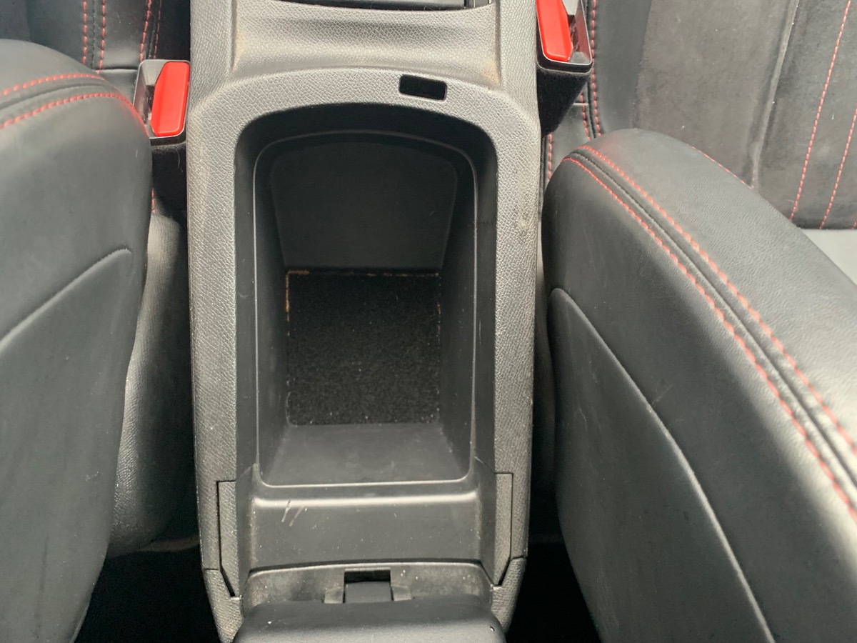 Peugeot 308 120 | GT LINE | Caméra Recul | Car Play | Régulateur Vitesse | Full LED Technology