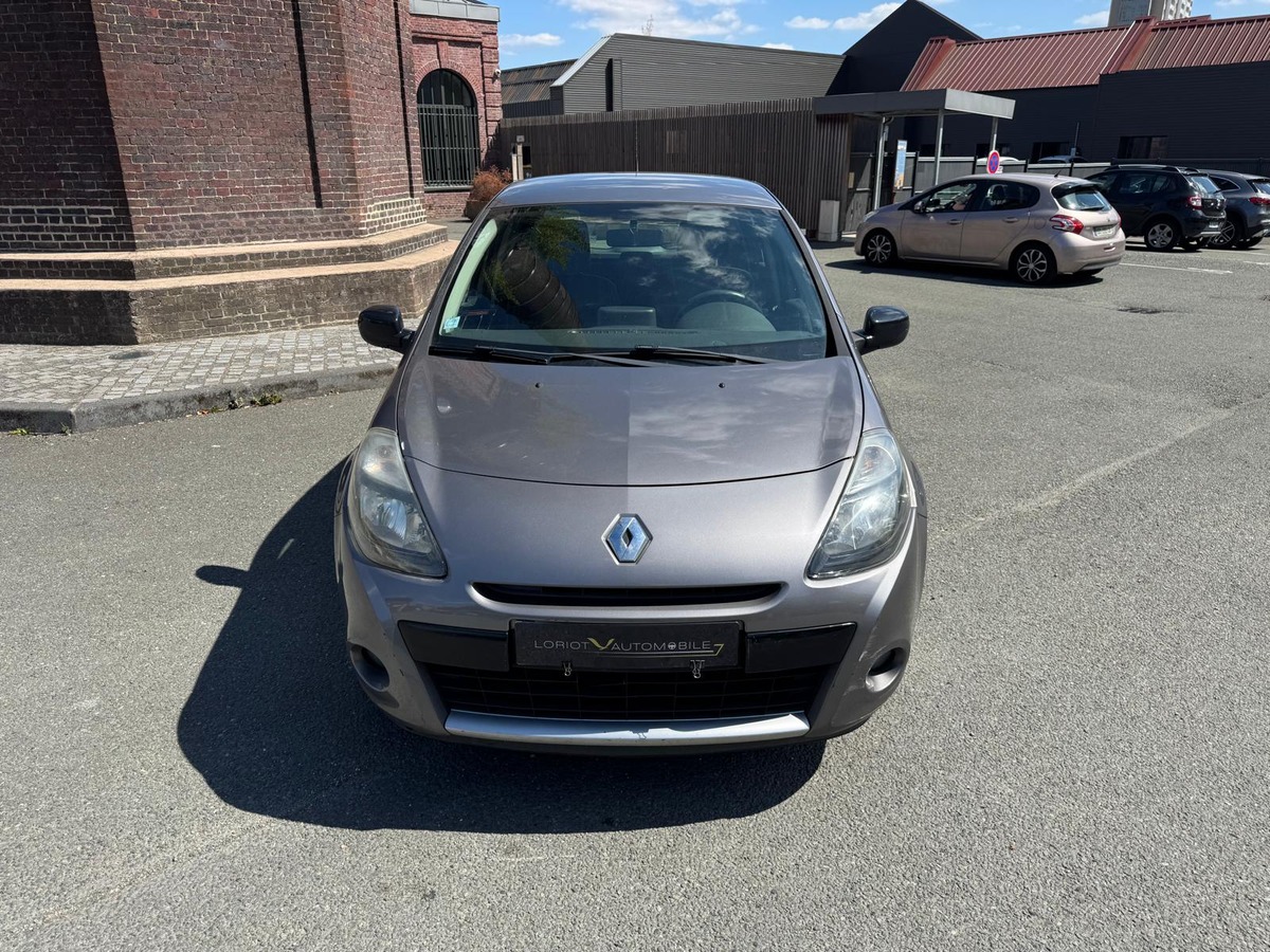 RENAULT Clio III 1.2 75ch 5portes Edition 20 ans - Garantie