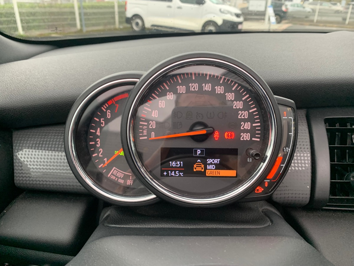 Mini Minicooper 136 chevaux | Chili | Pack Connected Navigation | Volant Sport gainé cuir MINI Yours