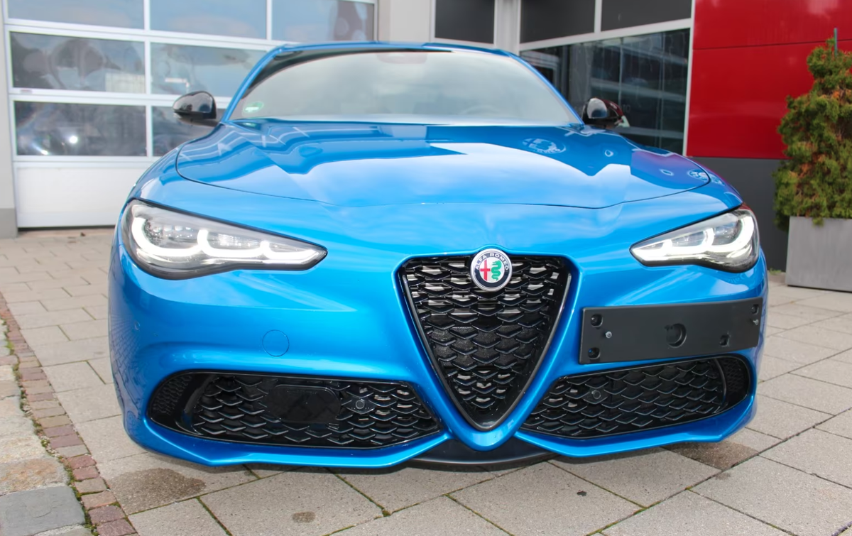 Alfa Romeo Giulia 2.0T 280ch Veloce Q4 AT8 Harman-Kardon Bleu Misano Métallisée