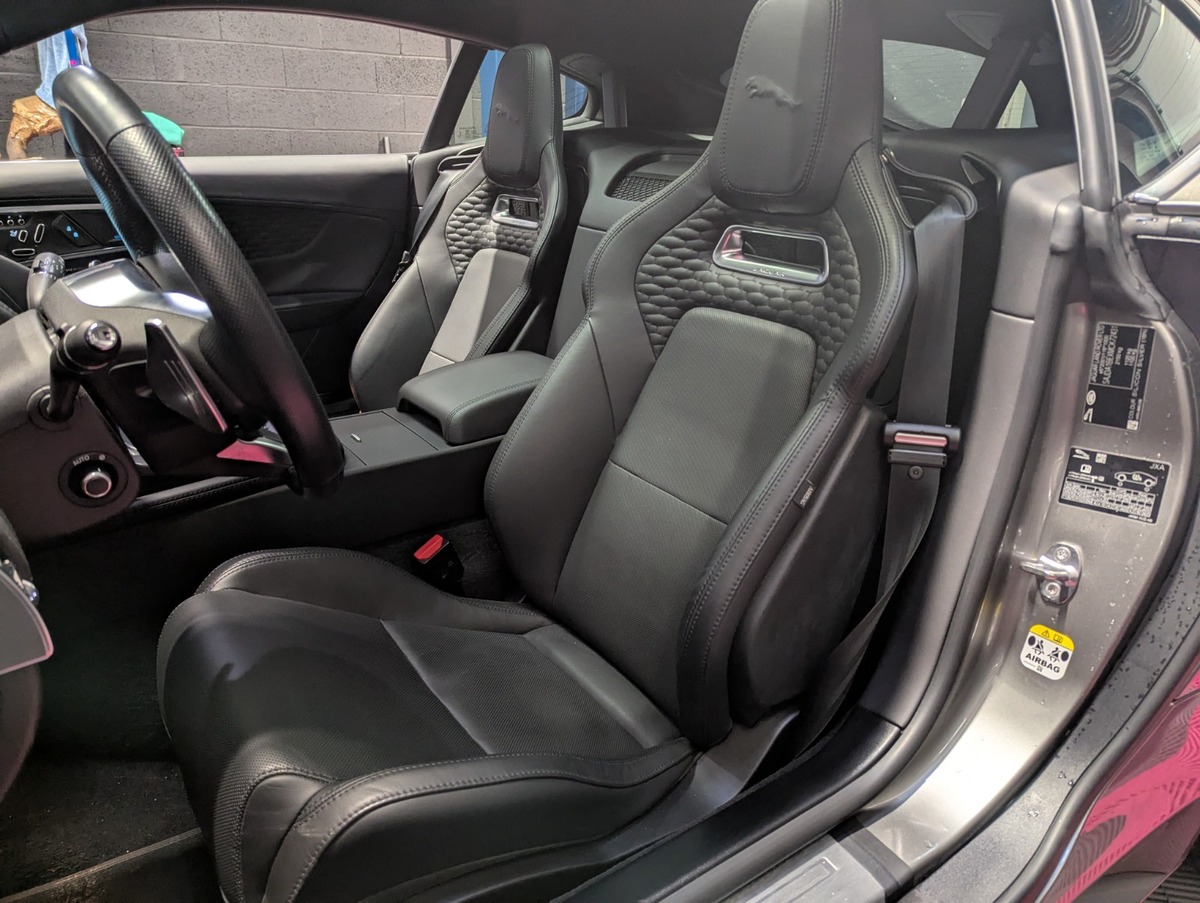 Jaguar F-TYPE R V8 5L 575 ch BVA8 AWD PAS DE MALUS