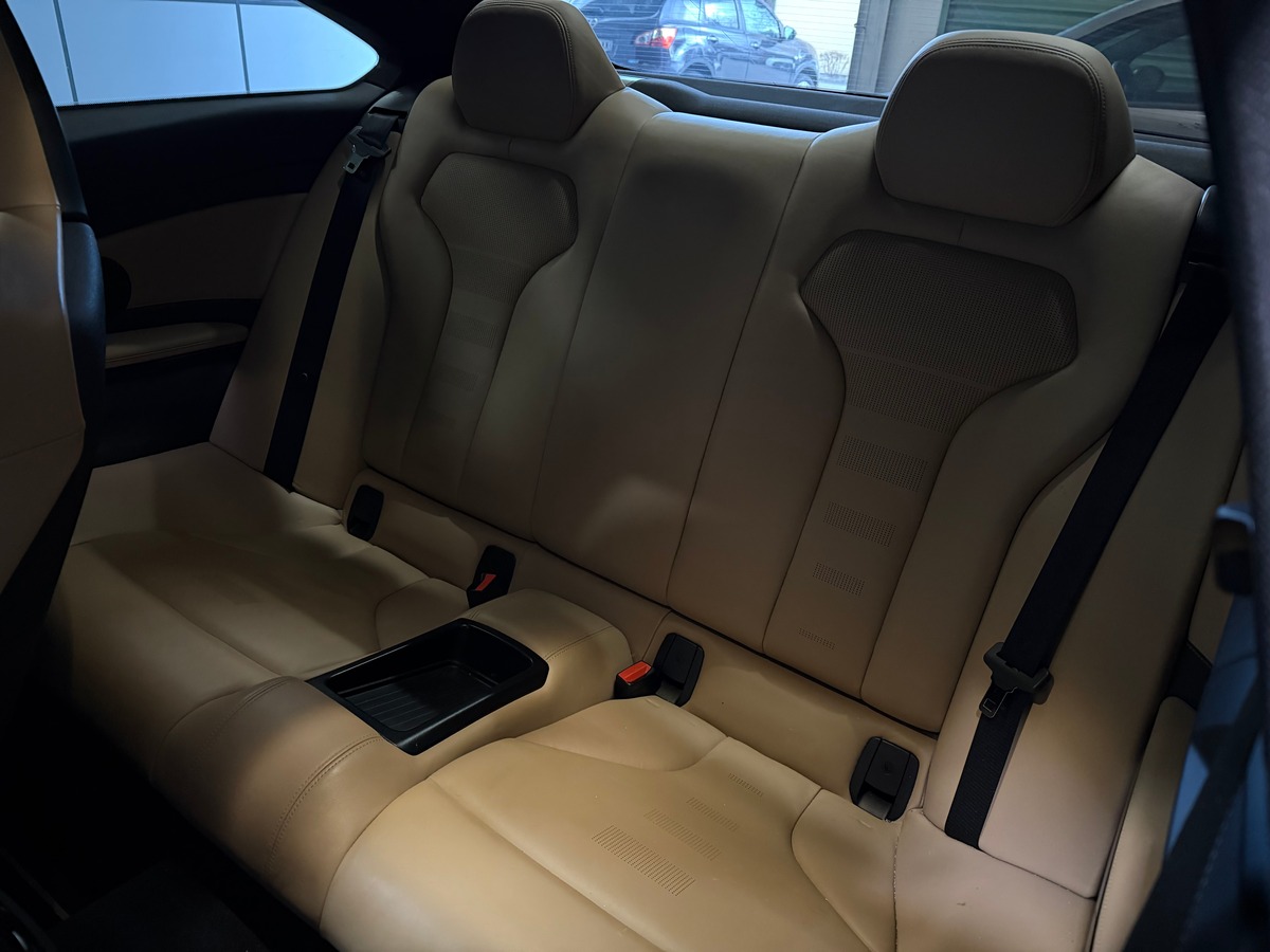 Bmw M4 Coupé F82 3.0 431ch M DKG Toit Carbone