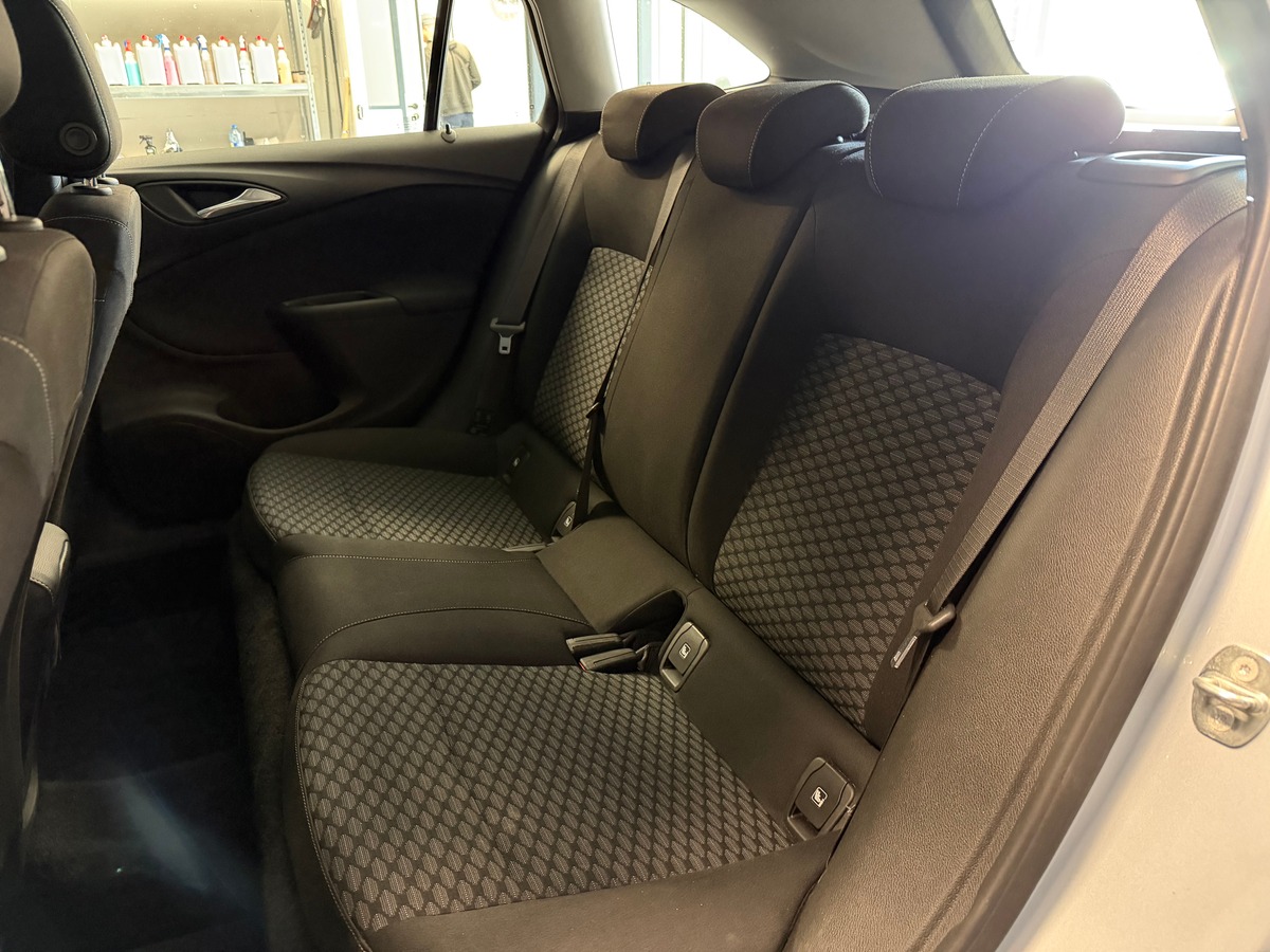 Opel Astra Tourer 1.6 cdti