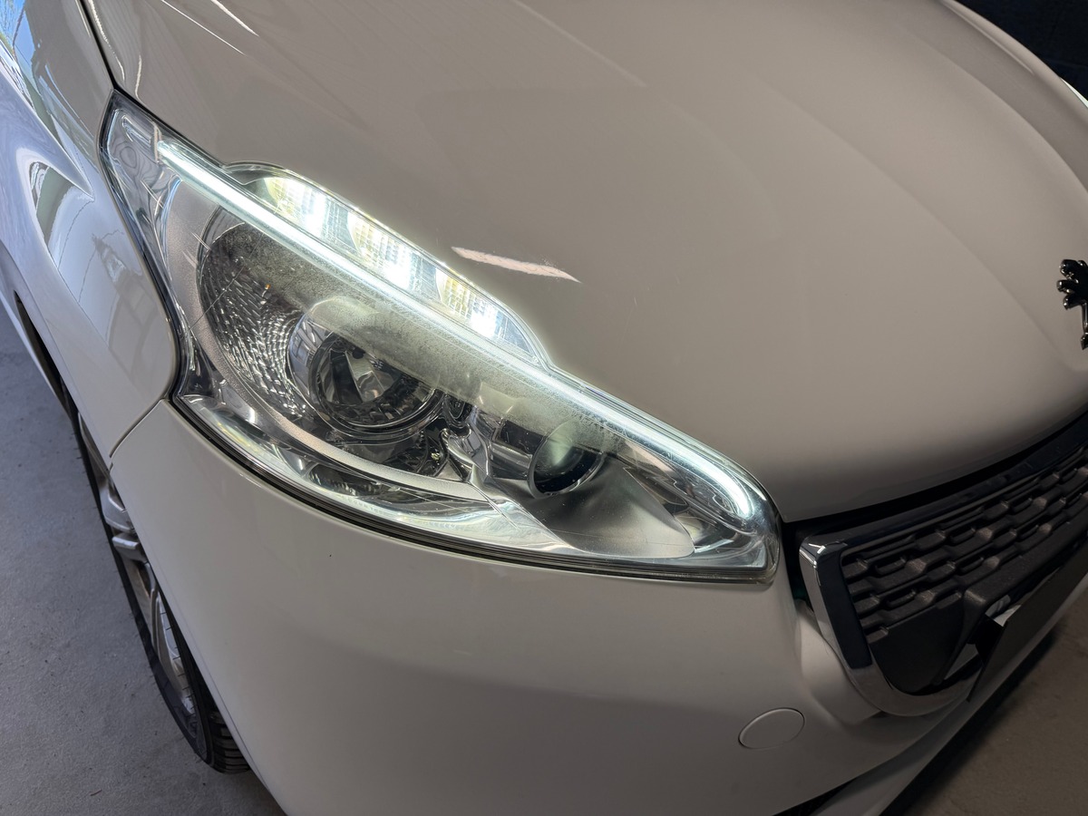 Peugeot 208 1.6 vti Boite Automatique / Moteur à chaîne