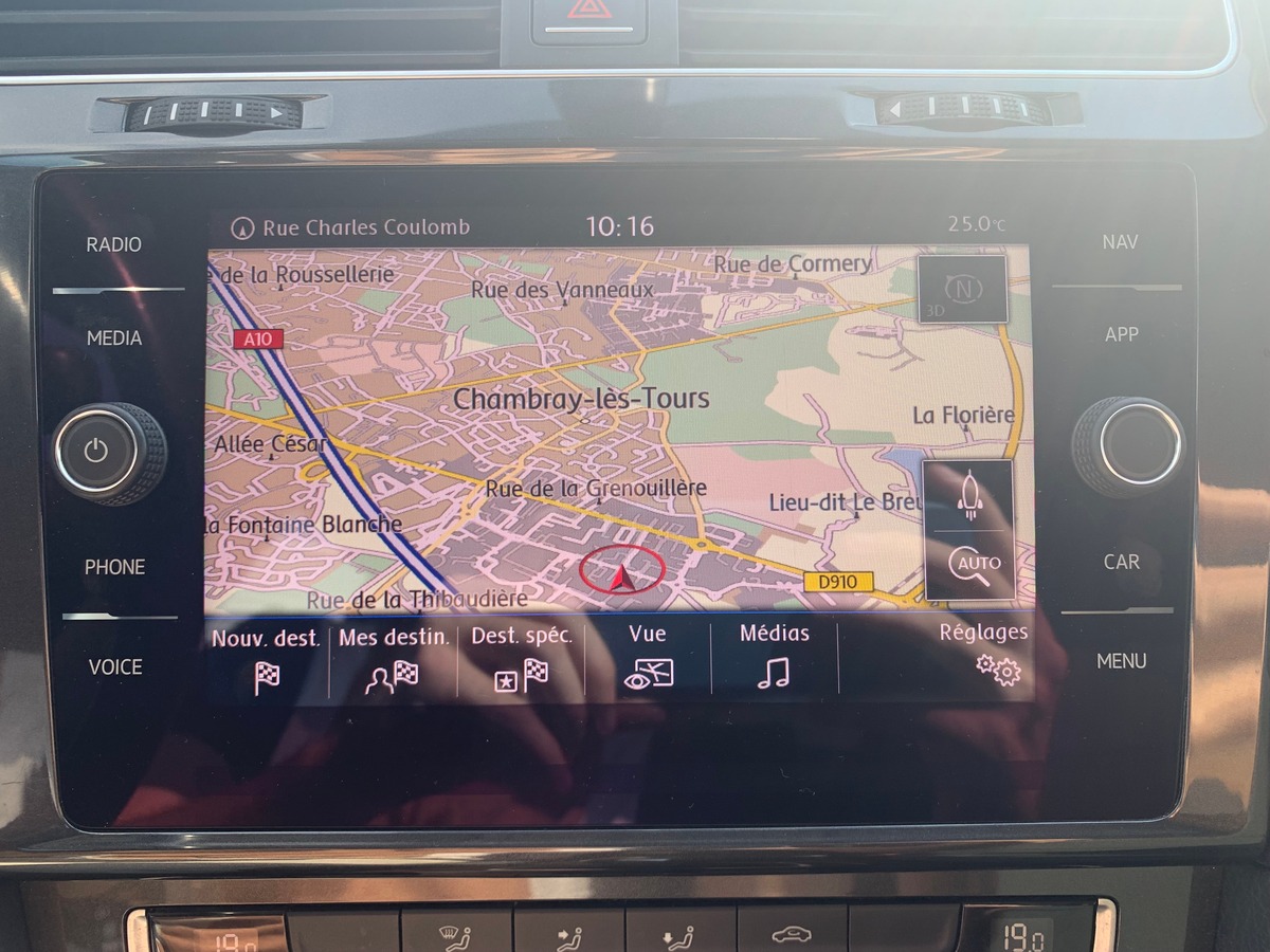 Volkswagen GOLF 7 115 ch | Confortline business | Régulateur adaptatif | Apple car play Android auto