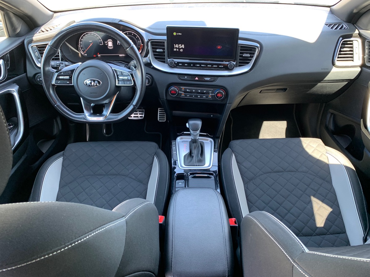 Kia Ceed 160 ch | SW GT LINE | Boîte automatique | GPS | Caméra de recul | Système d'accès sans clé
