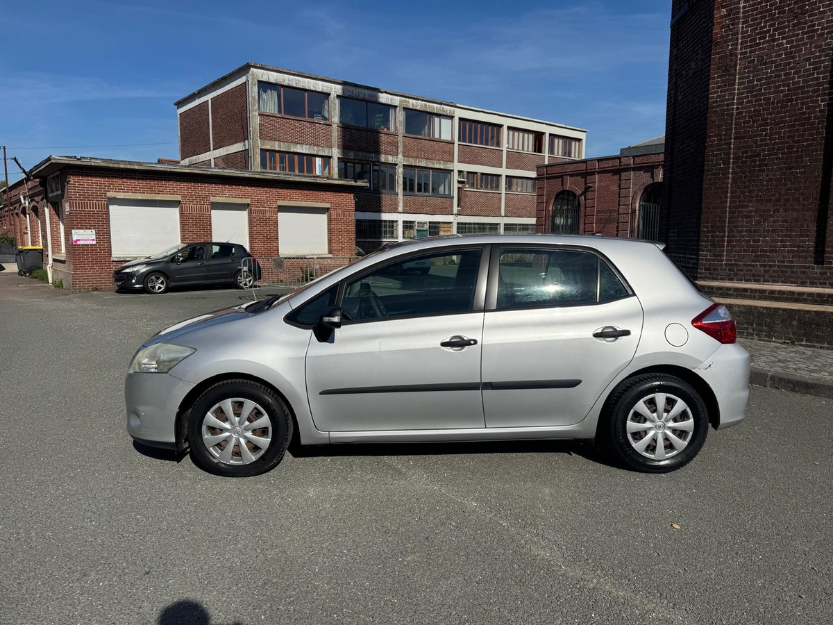Toyota Auris 1.3 100cv Active - Garantie