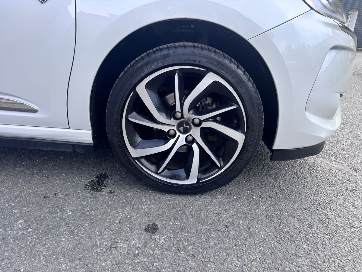 Citroën DS3 1.2 PURETECH 110 BVA - Première main - Suivi complet Citroën