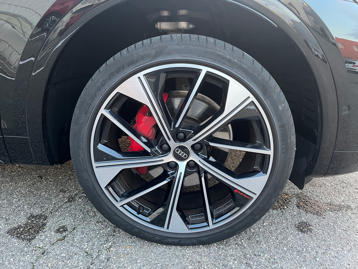 Audi Q5 Sportback 40 TDI 204ch QUATTRO S TRONIC 7 Sline, TOIT OUVRANT, SIEGES CHAUFFANT, MATRIX LED