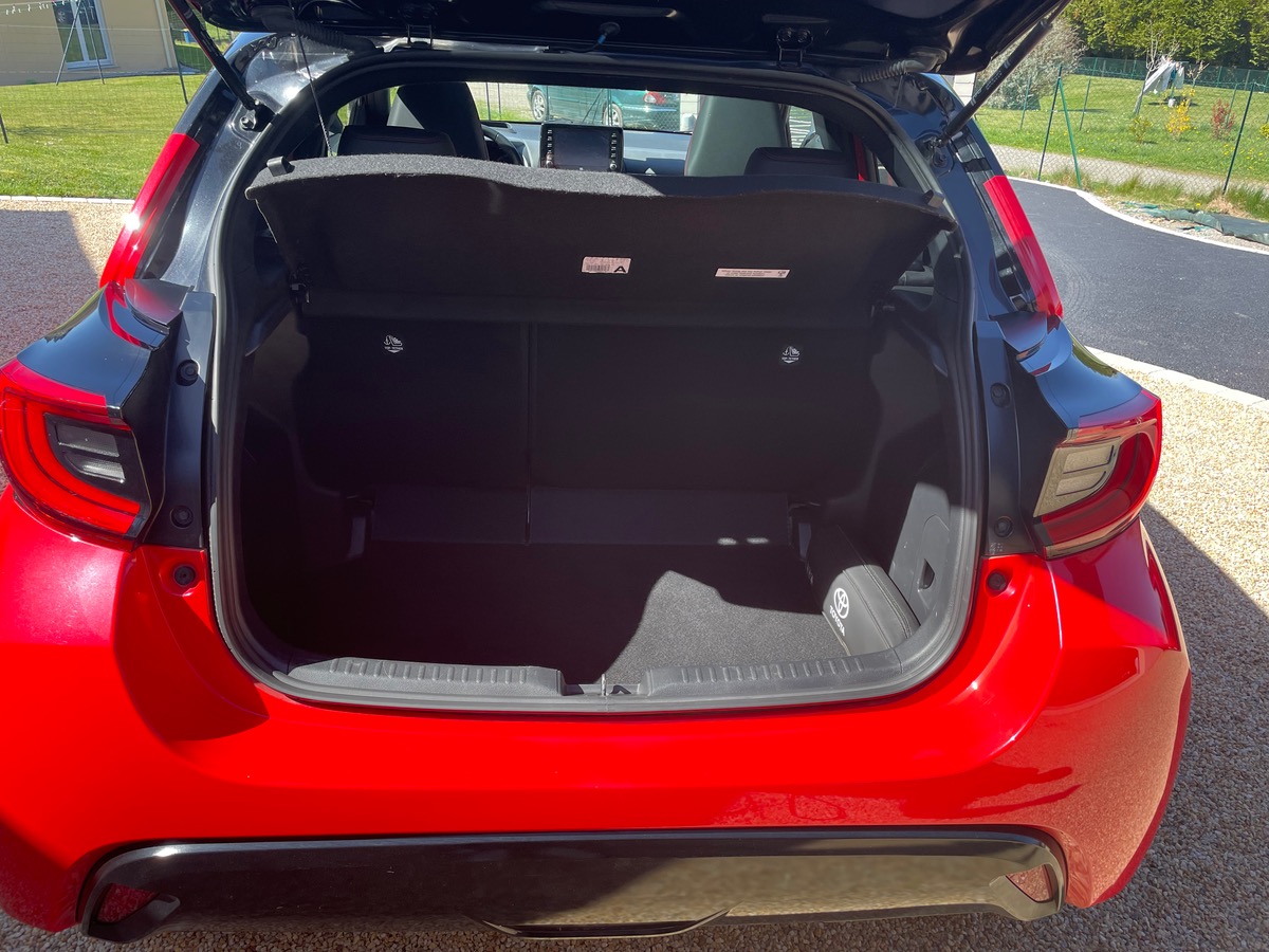 Toyota Yaris IV Hybride (116 ch)