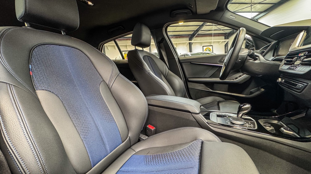 Bmw Série 1 118i 136 M SPORT / FRANCE / 1ERE MAIN FR / ENTRETIEN CONSTRUCTEUR A JOUR 
