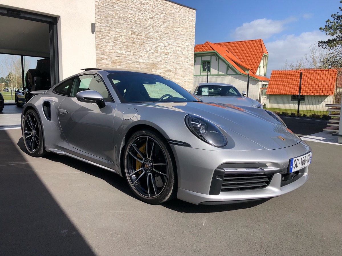 Porsche 911 TURBO S COUPE / TVA / 13464 KMS