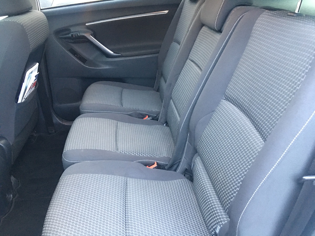 Toyota Verso 2.0 D-4D 112 CV dynamique 4XCB