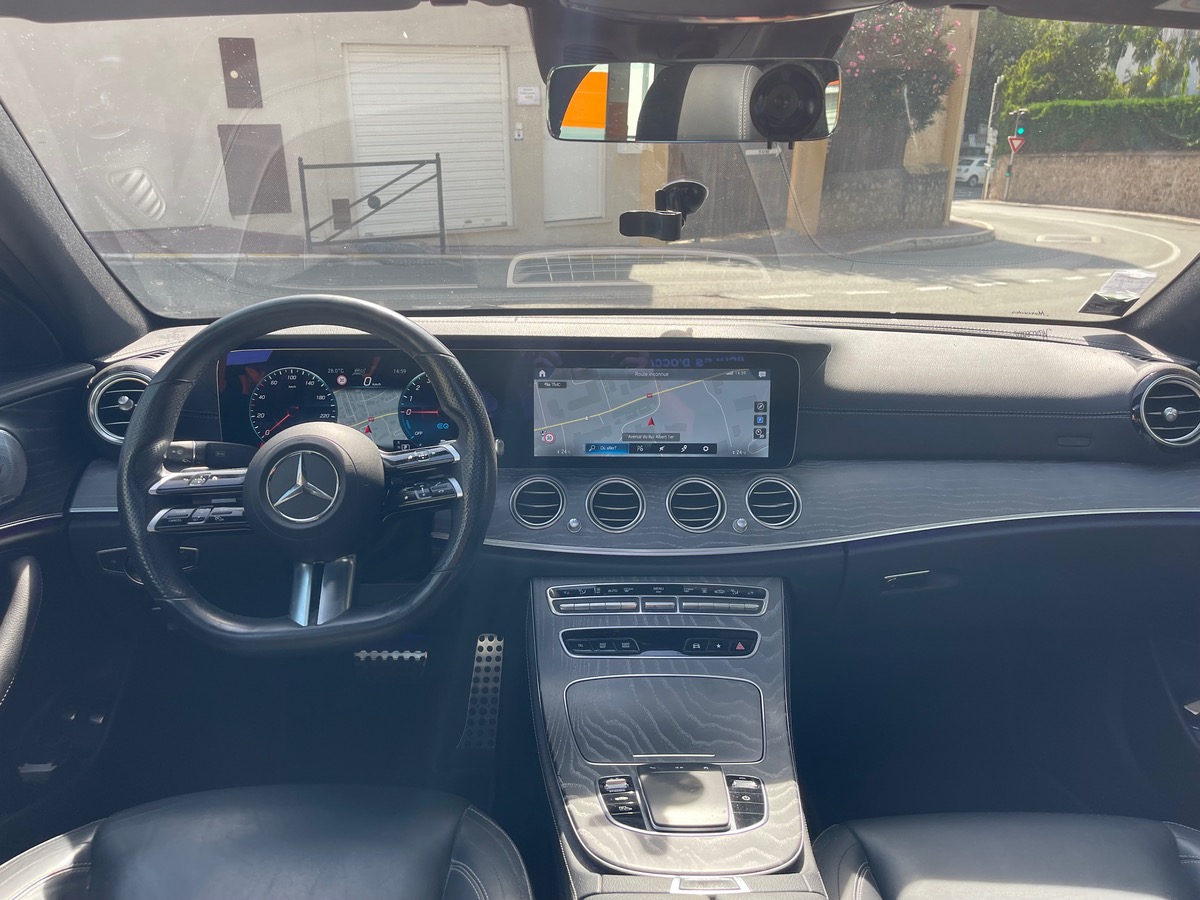 Mercedes Benz CLASSE E 350 e 320 CV / AMG Line / Toit Ouvrant / Phase 2